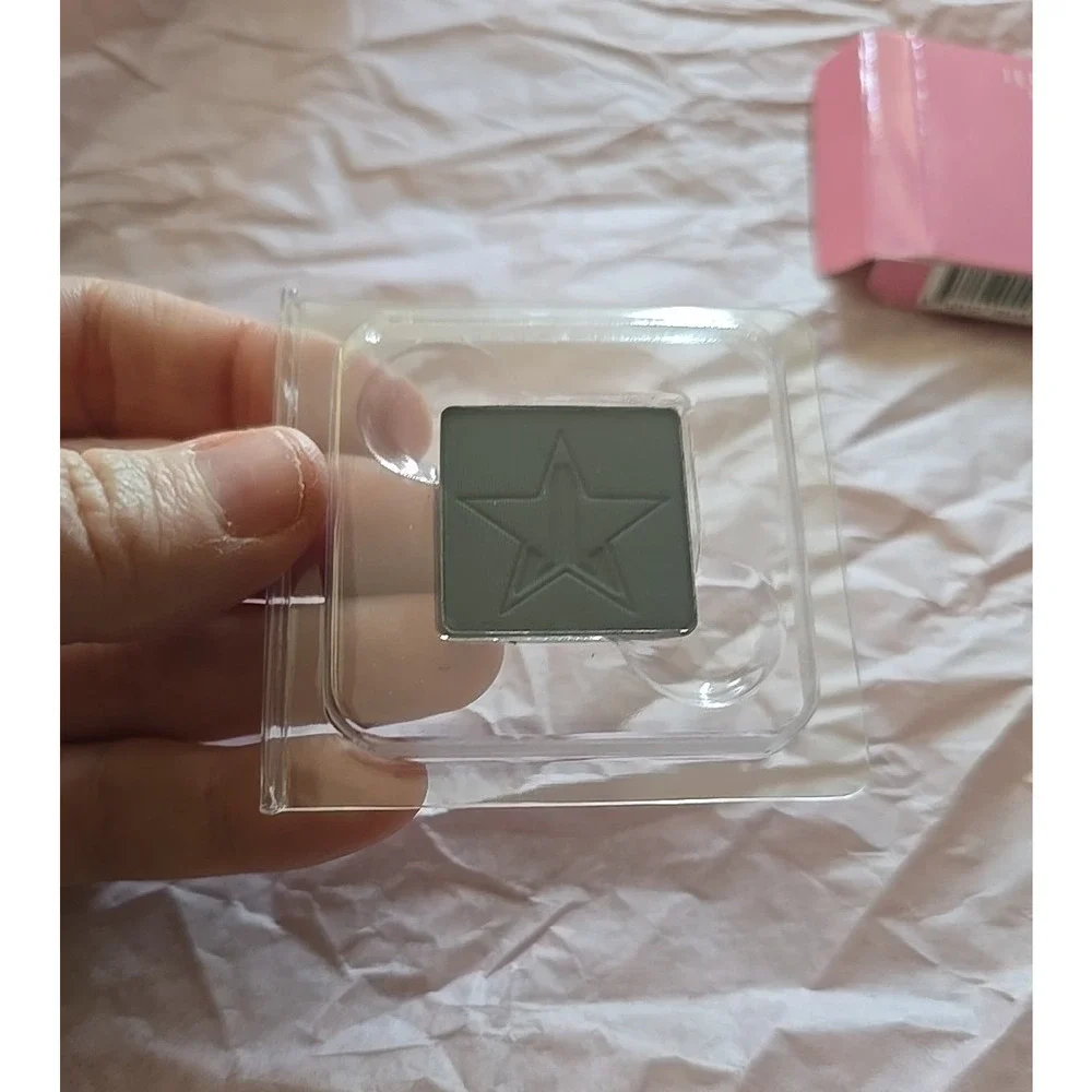 NIB Jeffree Star Cosmetics Punk Couture Artistry Single Make-Up Eyeshadow V160A‎